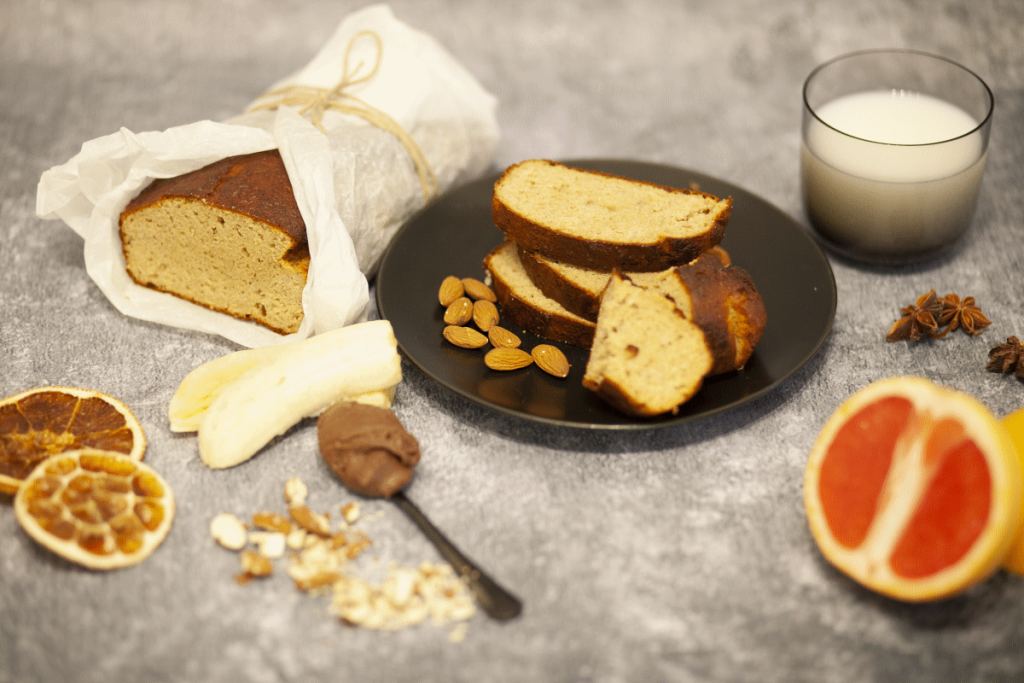 Proteinski banana bread s bademovim brašnom: Recept bez šećera