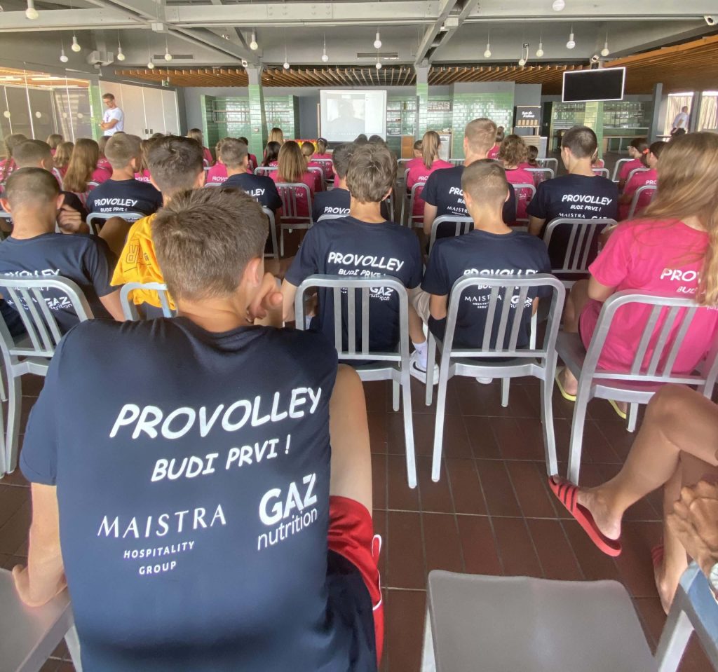 GAZ nutrition predavanje za Provolley kamp