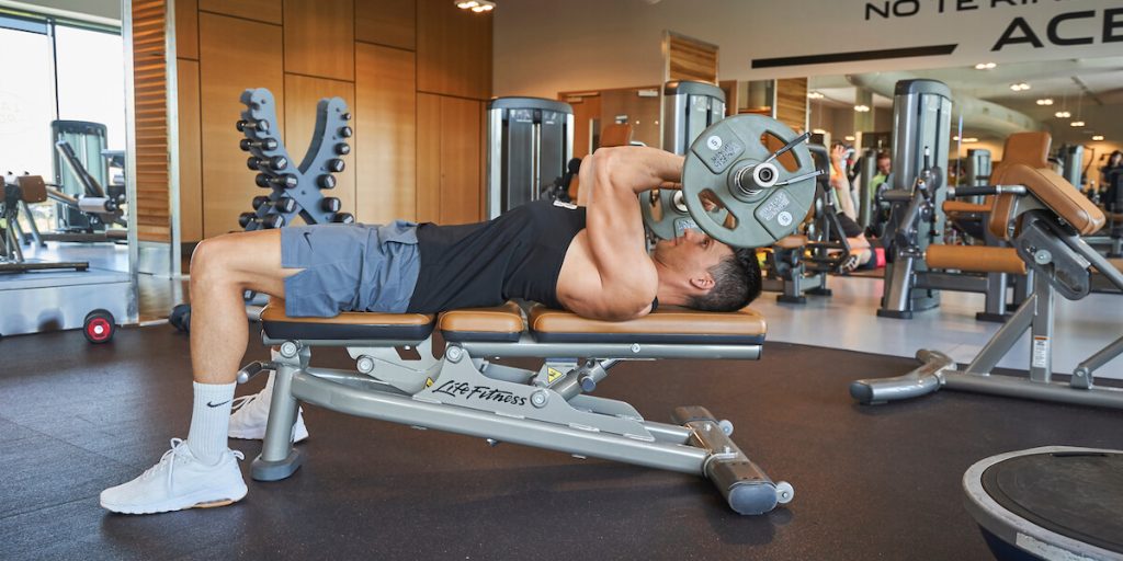 Imate problema sa snom? Trening snage puno će više pomoći od aerobnog treninga!